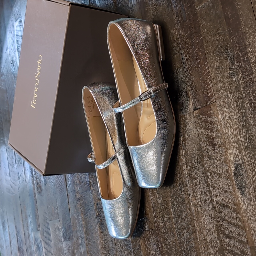 NWT - Franco Sarto Tinsley Metallic Silver Ballet Flats - Picture 4 of 11